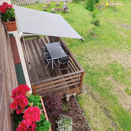 Apartament Alliss *